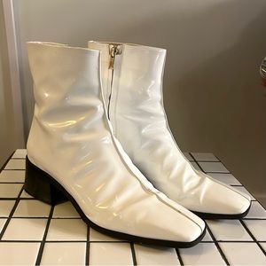 Suzanne Rae White Patent Leather Welt Sole Boots, sz EU 40 / US 10